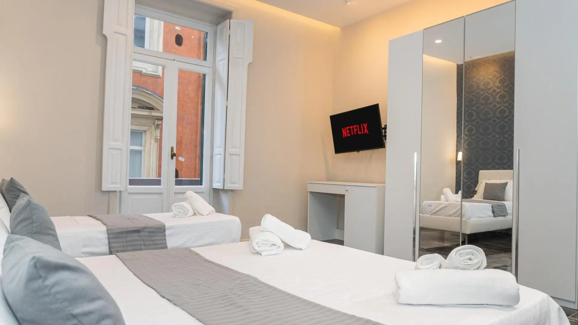 Relais Mermaid Luxury Suite Napoli Affittacamere