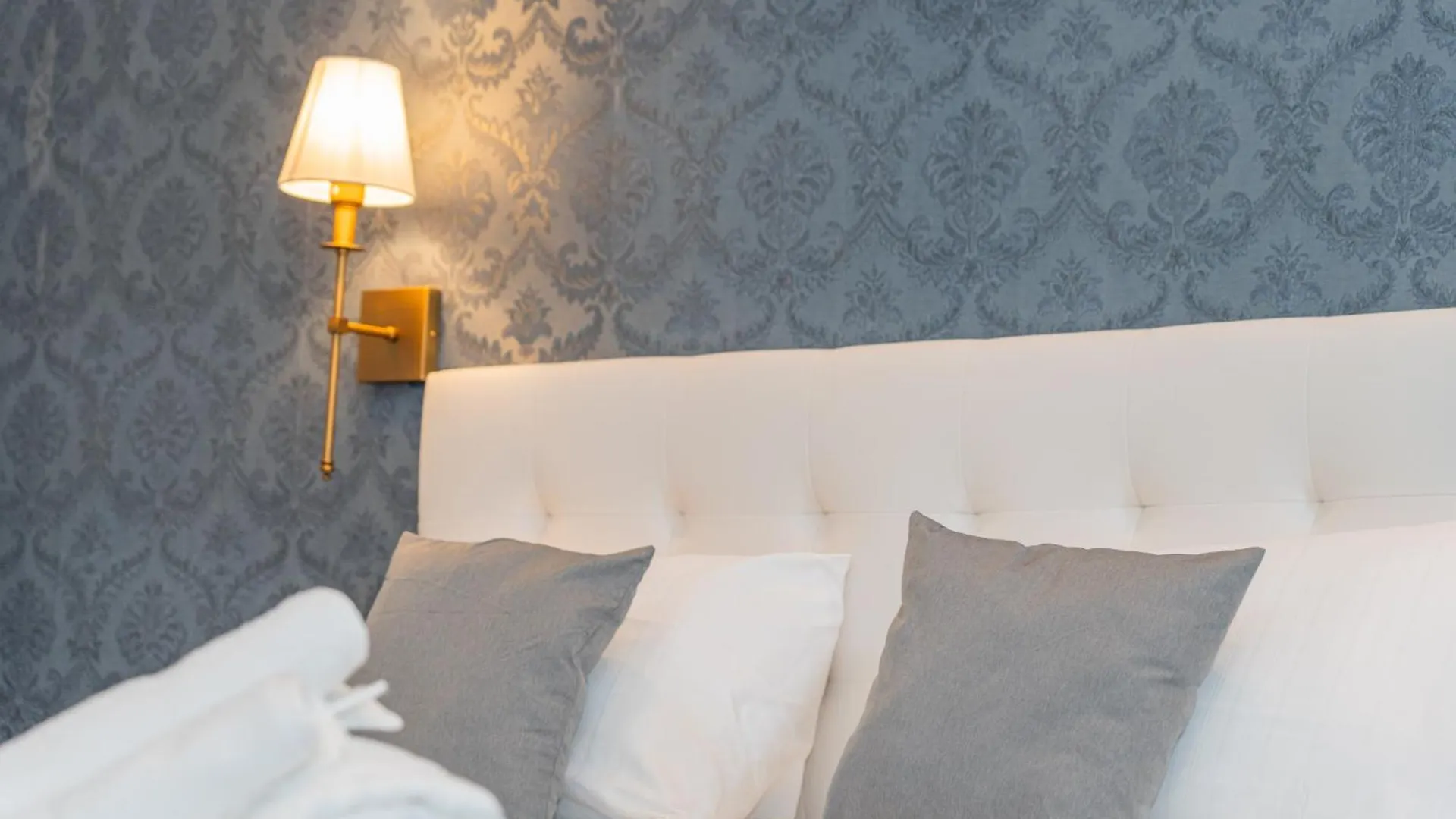 Relais Mermaid Luxury Suite Napoli Affittacamere